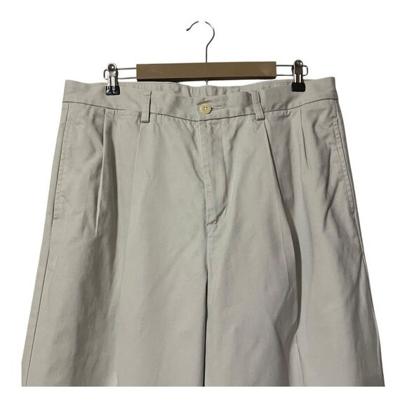 Nautica Mens Size 36 X 32 Classic Fit Pleated Front Beige Pants - Picture 2 of 5